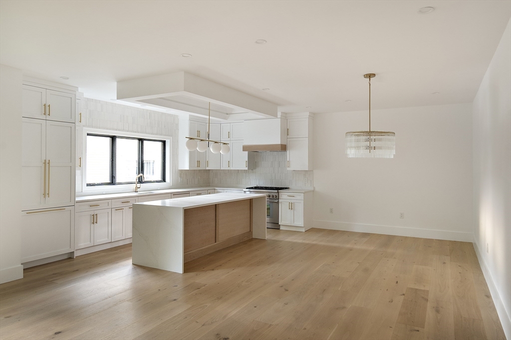230 Auburn St 230