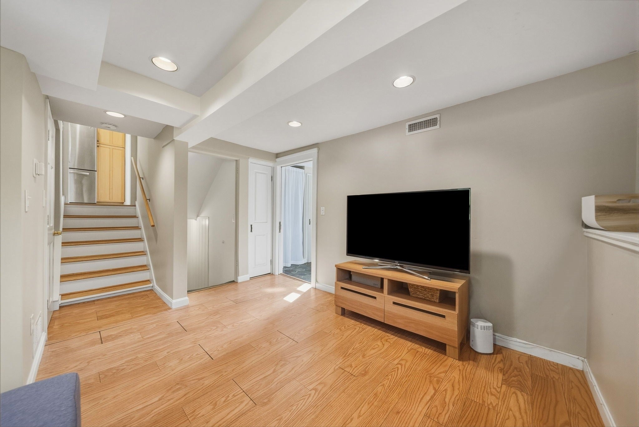 12 Dean Rd, Wayland, MA, 12 Dean Rd, Wayland, MA Photo #10