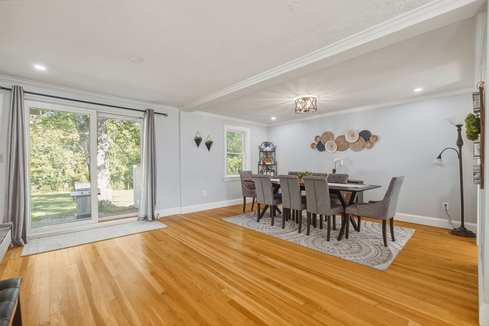 12 Dean Rd