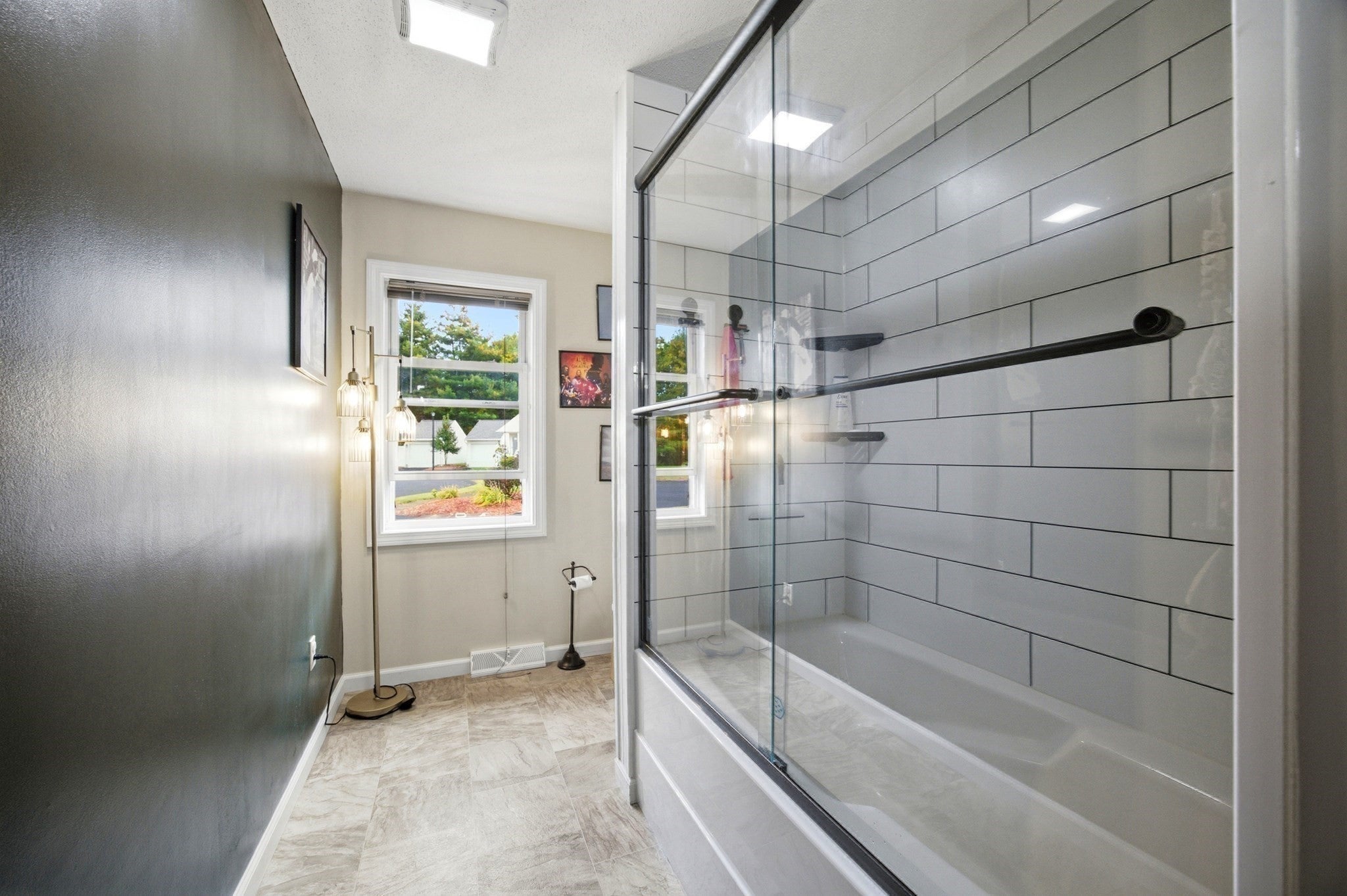 17 Curry Lane #17, Chicopee, MA Photo #19