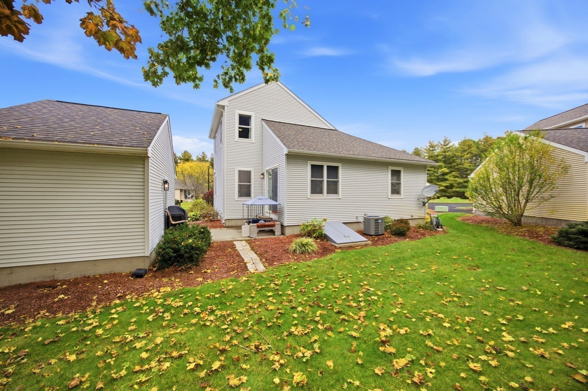 17 Curry Lane #17, Chicopee, MA Photo #35