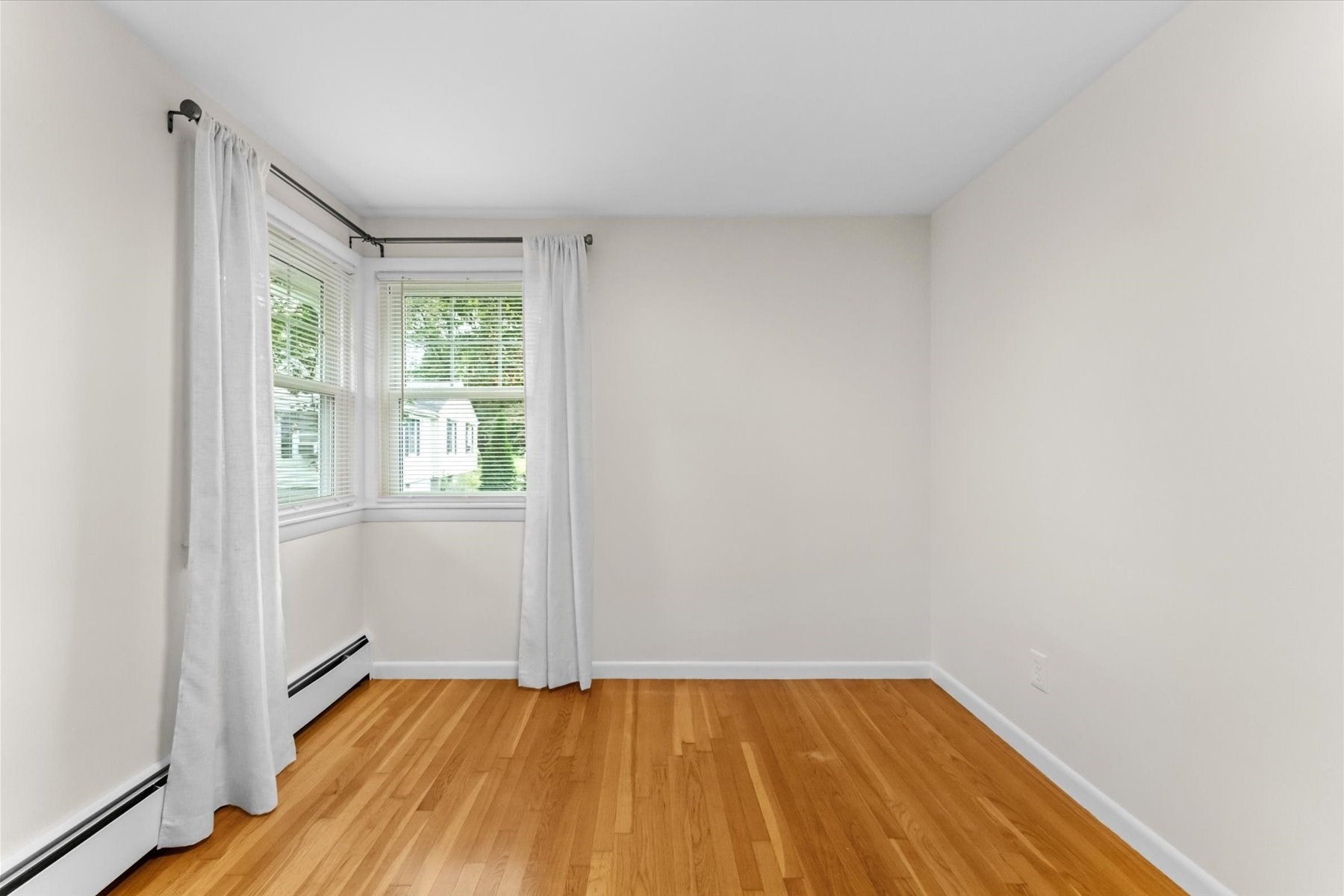 194 Holden St, Worcester, MA Photo #17