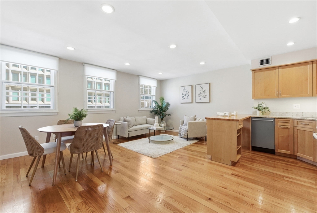 21 Bowdoin Street 5C