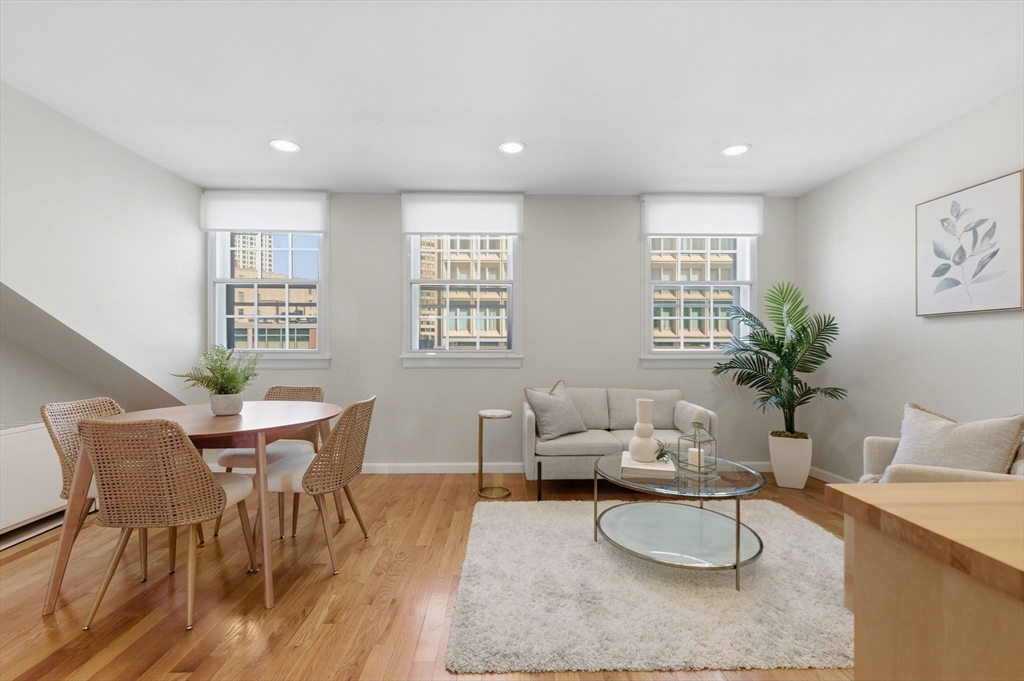 21 Bowdoin Street 5C