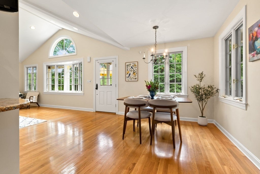 176 Colon St, Beverly, MA Photo #7