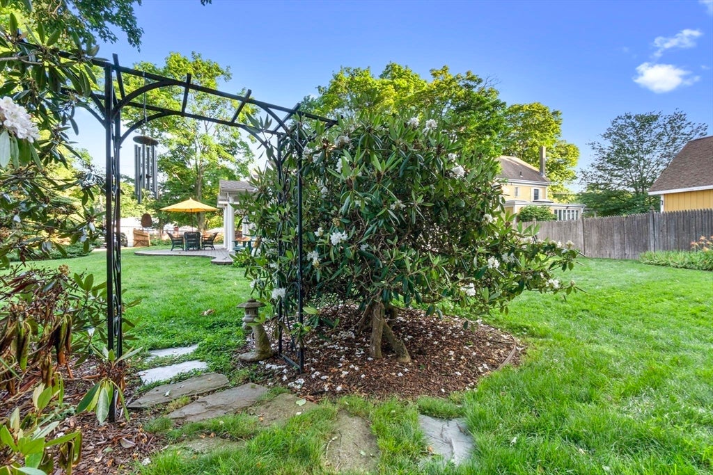 176 Colon St, Beverly, MA Photo #28