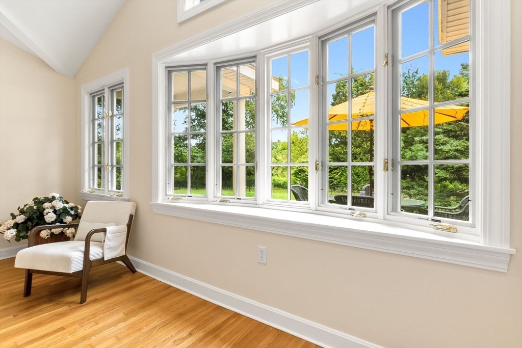 176 Colon St, Beverly, MA Photo #11