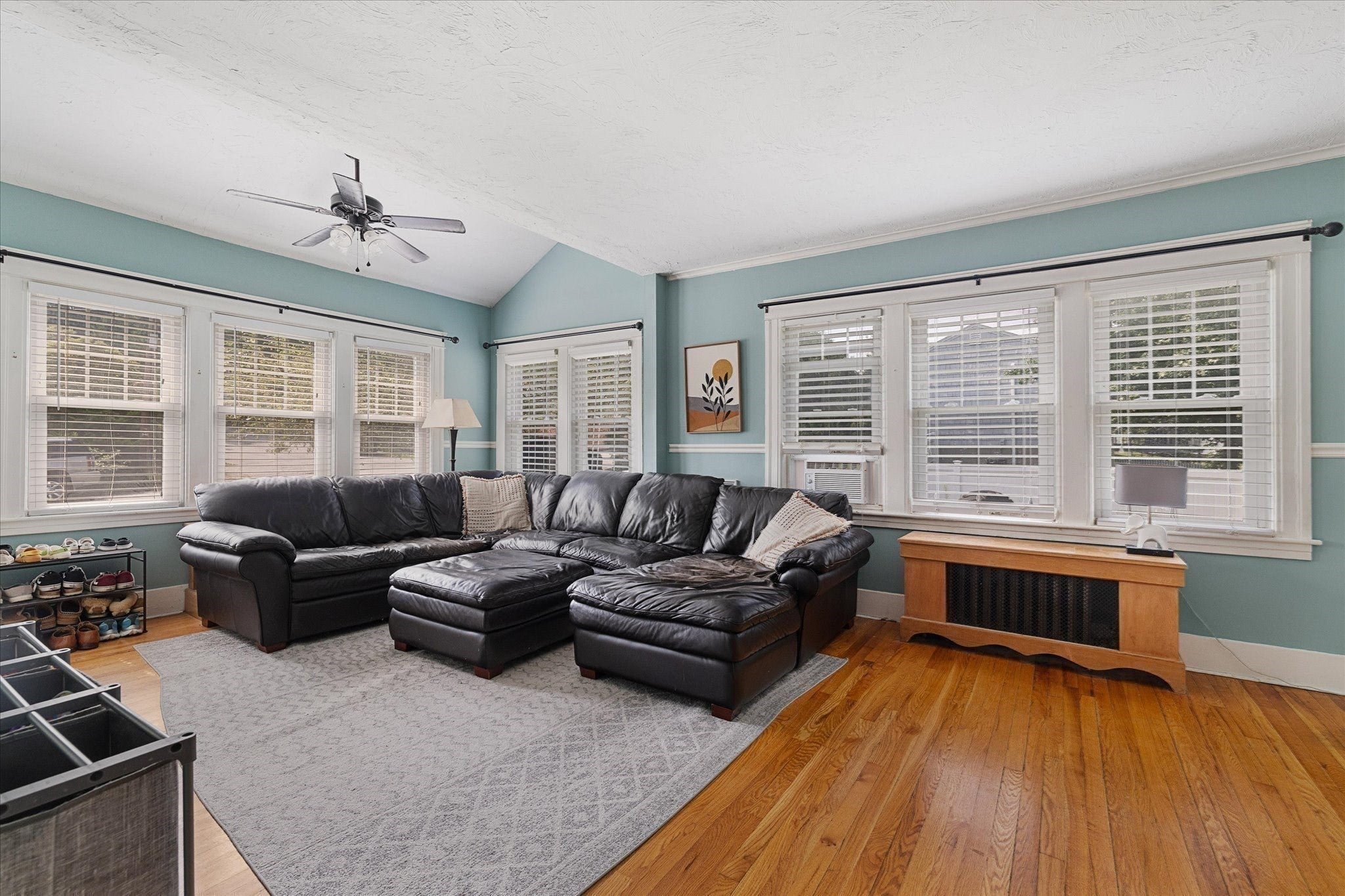22 Oneida AVE, Worcester, MA Photo #9
