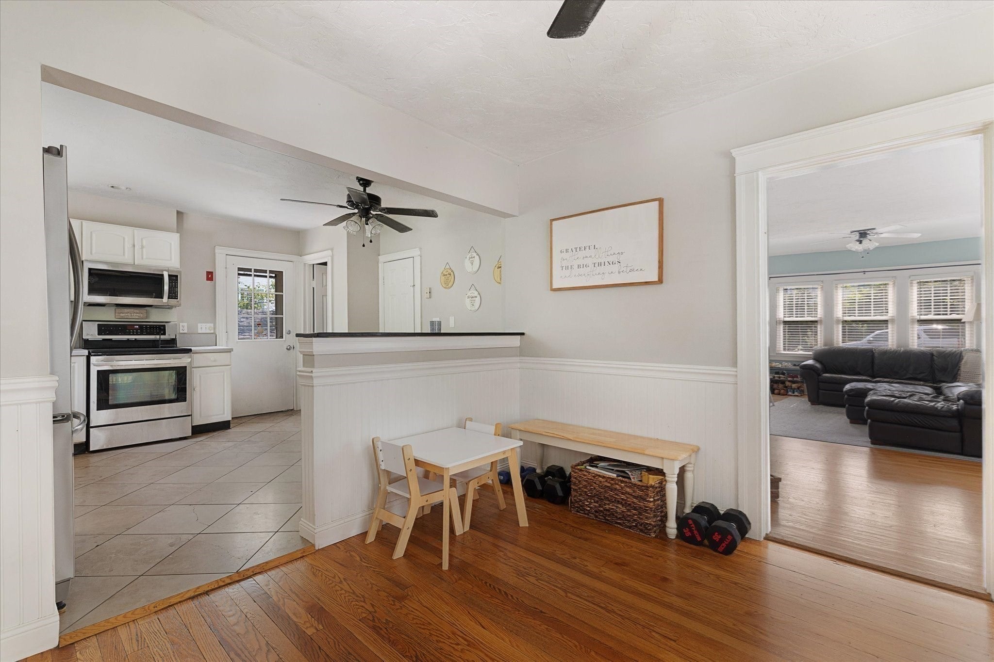 22 Oneida AVE, Worcester, MA Photo #8