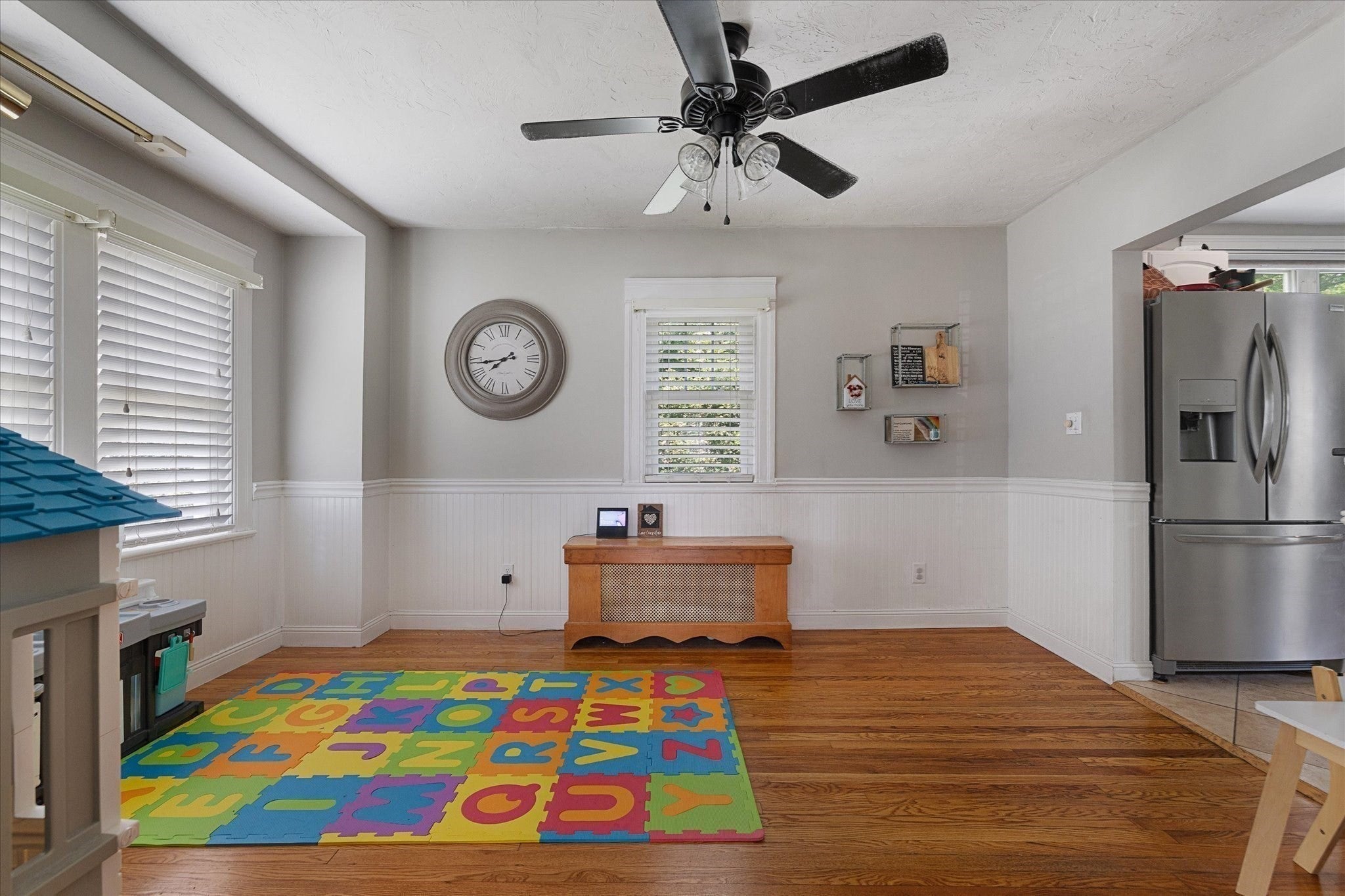 22 Oneida AVE, Worcester, MA Photo #6