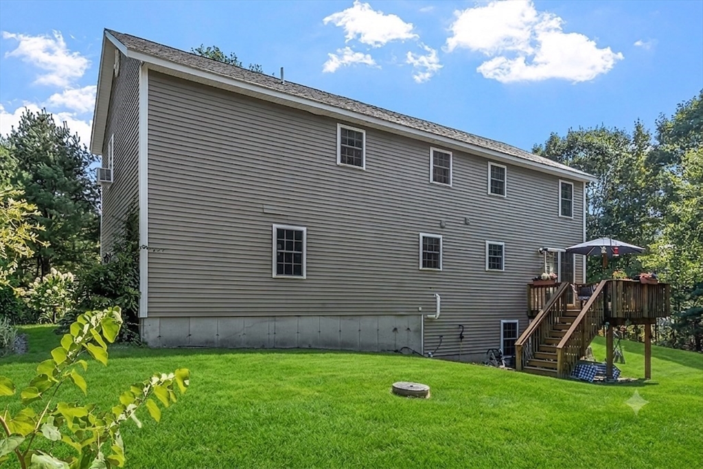 93 N Common Rd