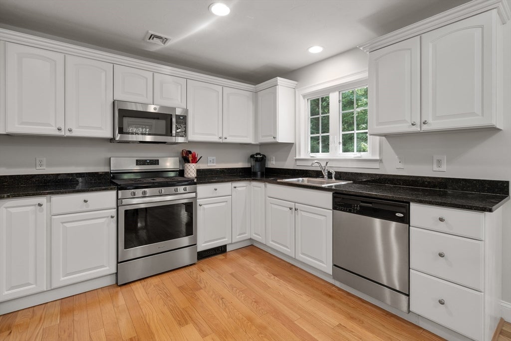 23 Sandy Cir #23, Lakeville, MA, 23 Sandy Cir #23, Lakeville, MA Photo #7