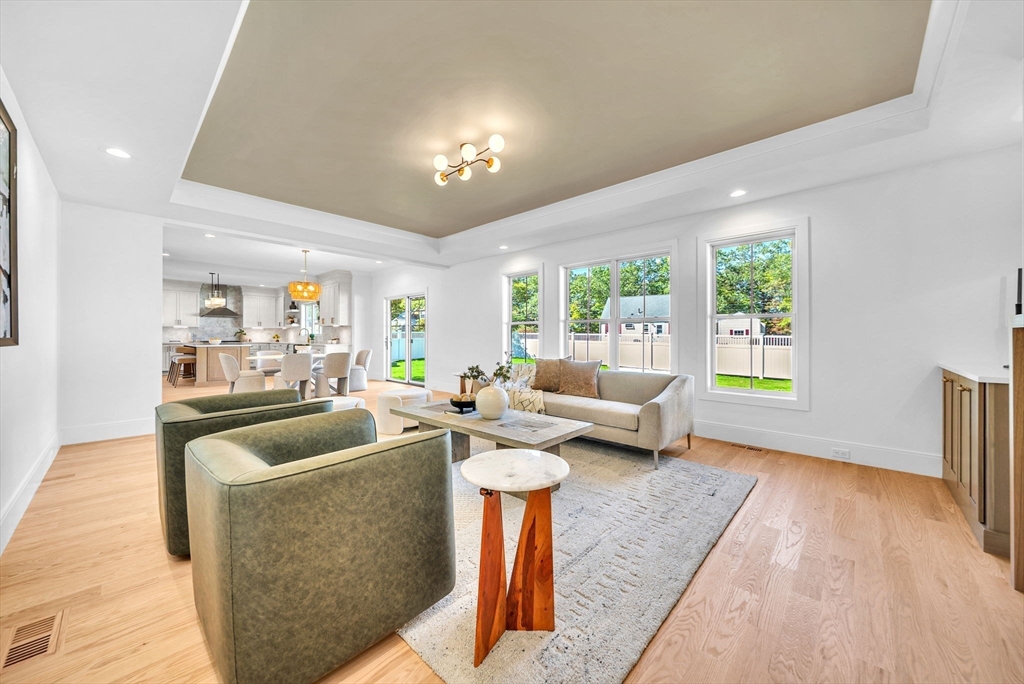 6 Oak Knoll Road