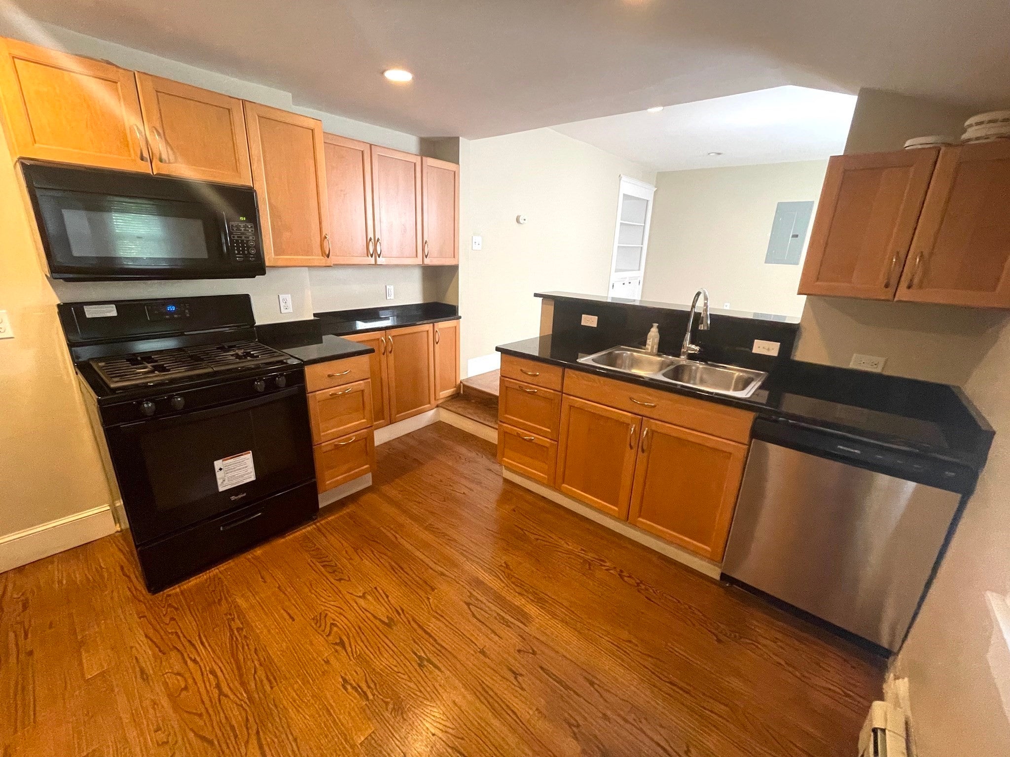 221 Pearl St #2, Cambridge, MA, 221 Pearl St #2, Cambridge, MA Photo #1