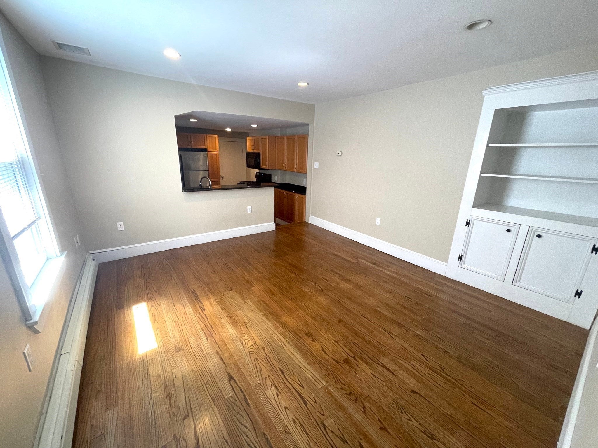 221 Pearl St #2, Cambridge, MA, 221 Pearl St #2, Cambridge, MA Photo #2