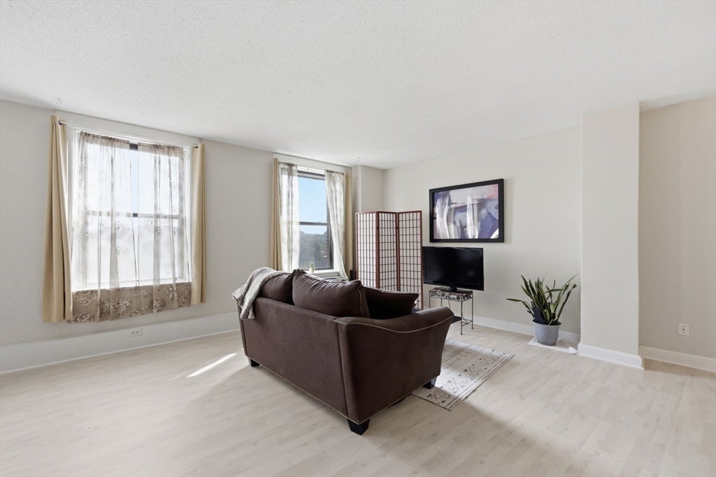 140 Chestnut St #604, Springfield, MA, 140 Chestnut St #604, Springfield, MA Photo #16