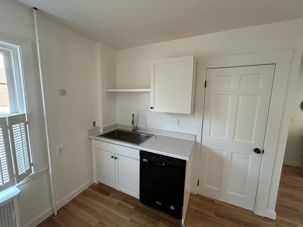23 Gardner Rd 1