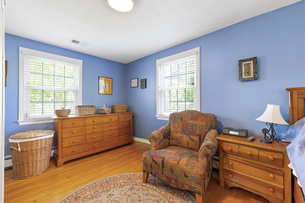 32 Smith Ave, Newton, MA Photo #18