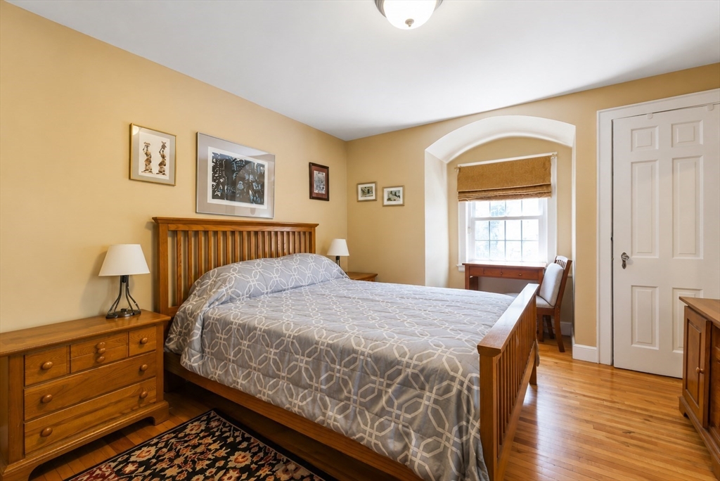 32 Smith Ave, Newton, MA Photo #24