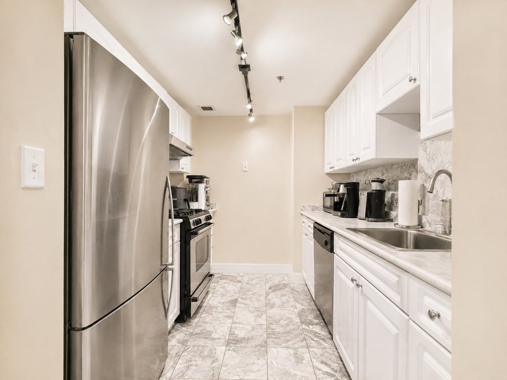 15 North Beacon St #303, Boston, MA, 15 North Beacon St #303, Boston, MA Photo #12