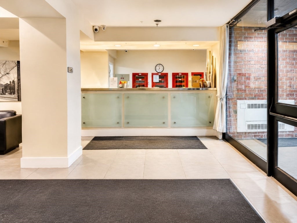 15 North Beacon 303