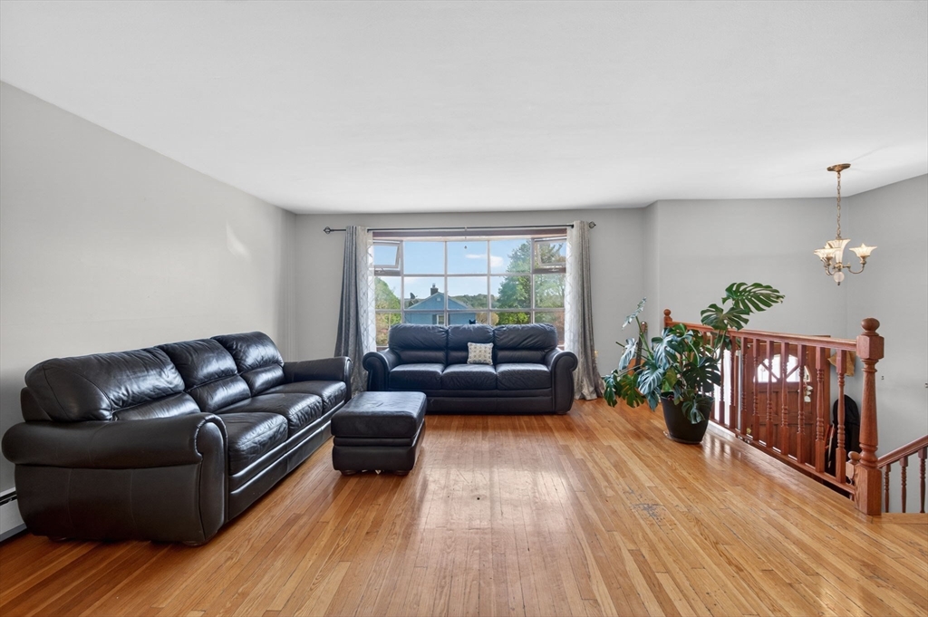 34 E 6th St, Lowell, MA Photo #2