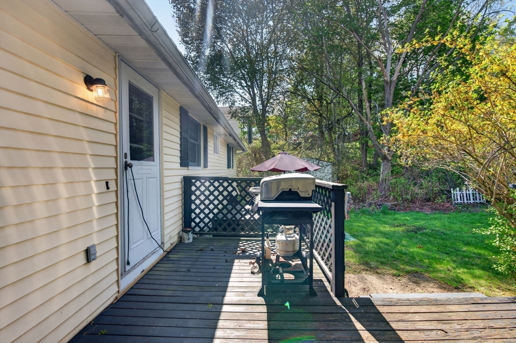 34 E 6th St, Lowell, MA Photo #28