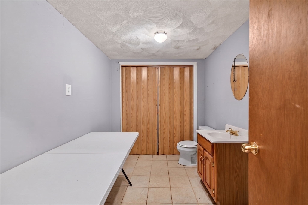 34 E 6th St, Lowell, MA Photo #24
