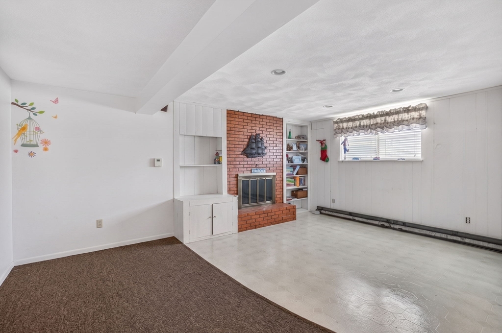 34 E 6th St, Lowell, MA Photo #20