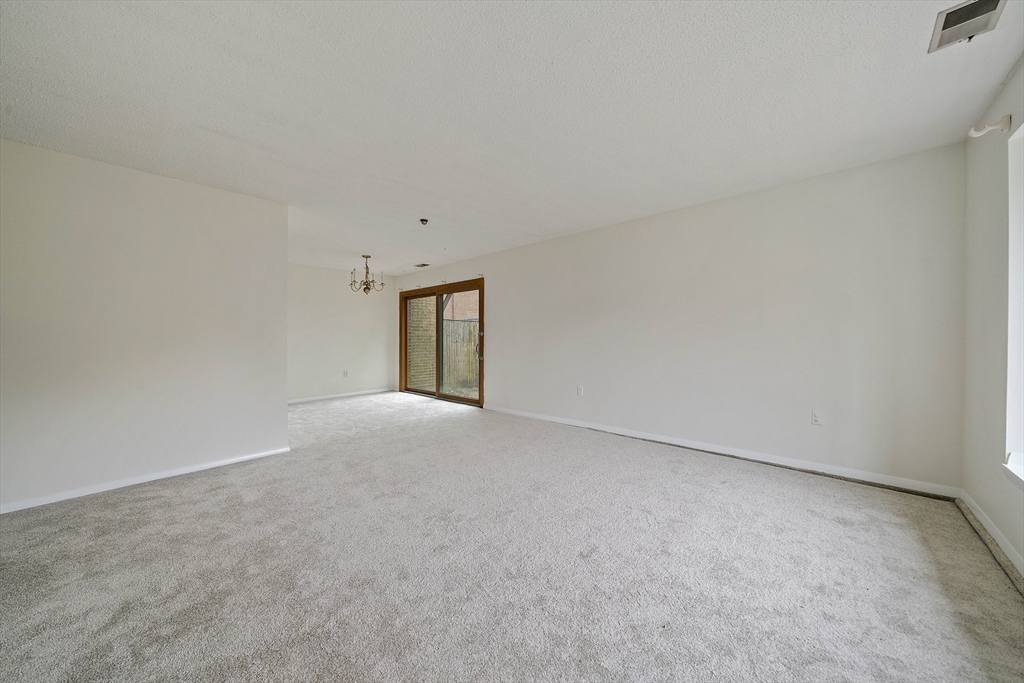 47 Rosewood Dr 47
