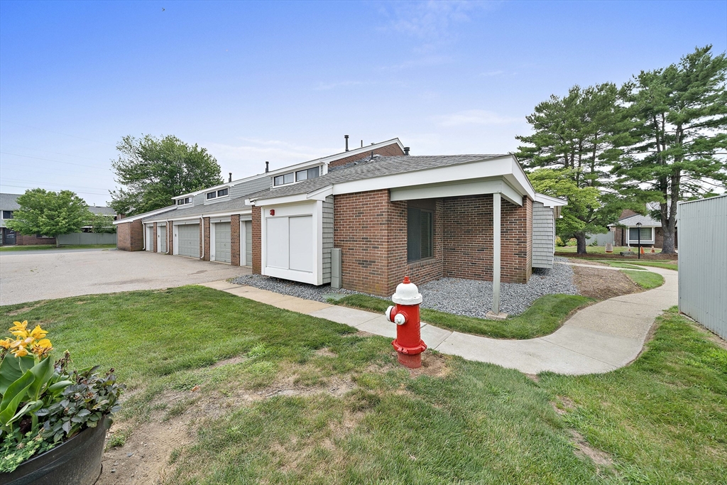 47 Rosewood Dr 47