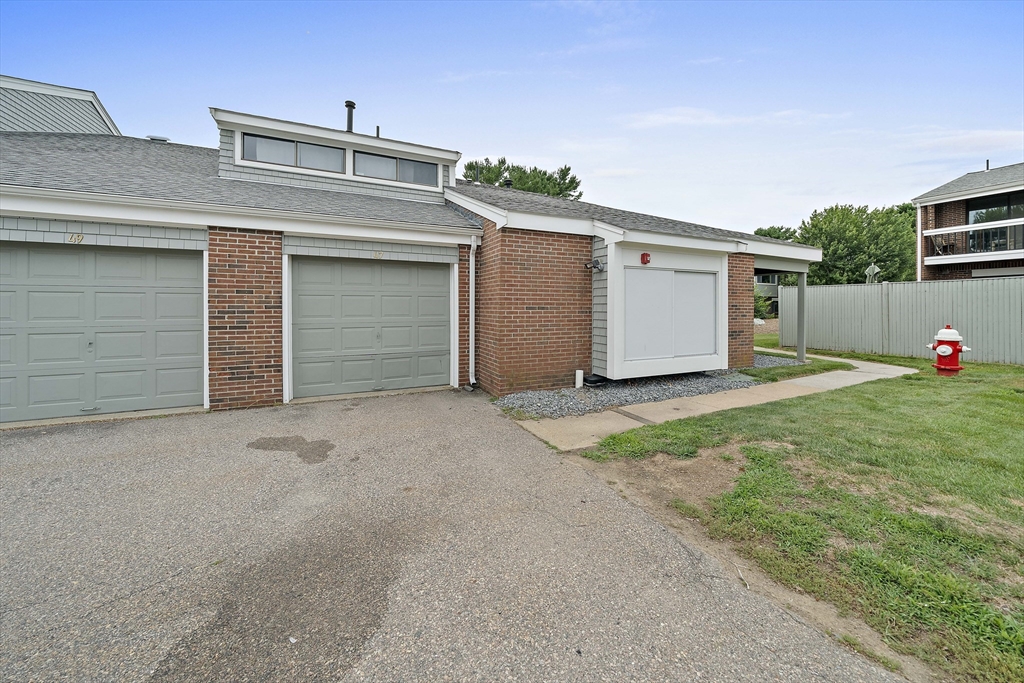 47 Rosewood Dr 47
