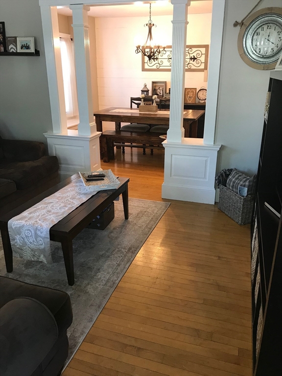 107 Lincoln Street 1