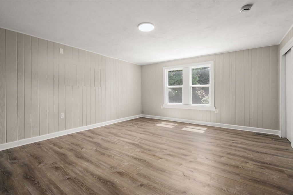 83 Oak Street, Uxbridge, MA Photo #12