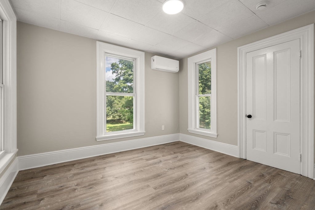 83 Oak Street, Uxbridge, MA Photo #19