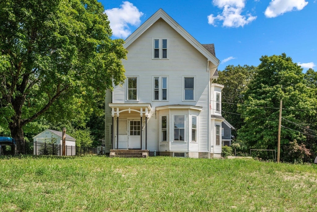 83 Oak Street, Uxbridge, MA Photo #1