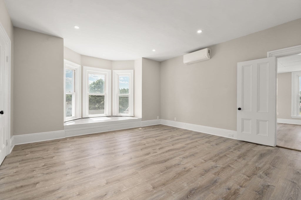 83 Oak Street, Uxbridge, MA Photo #20
