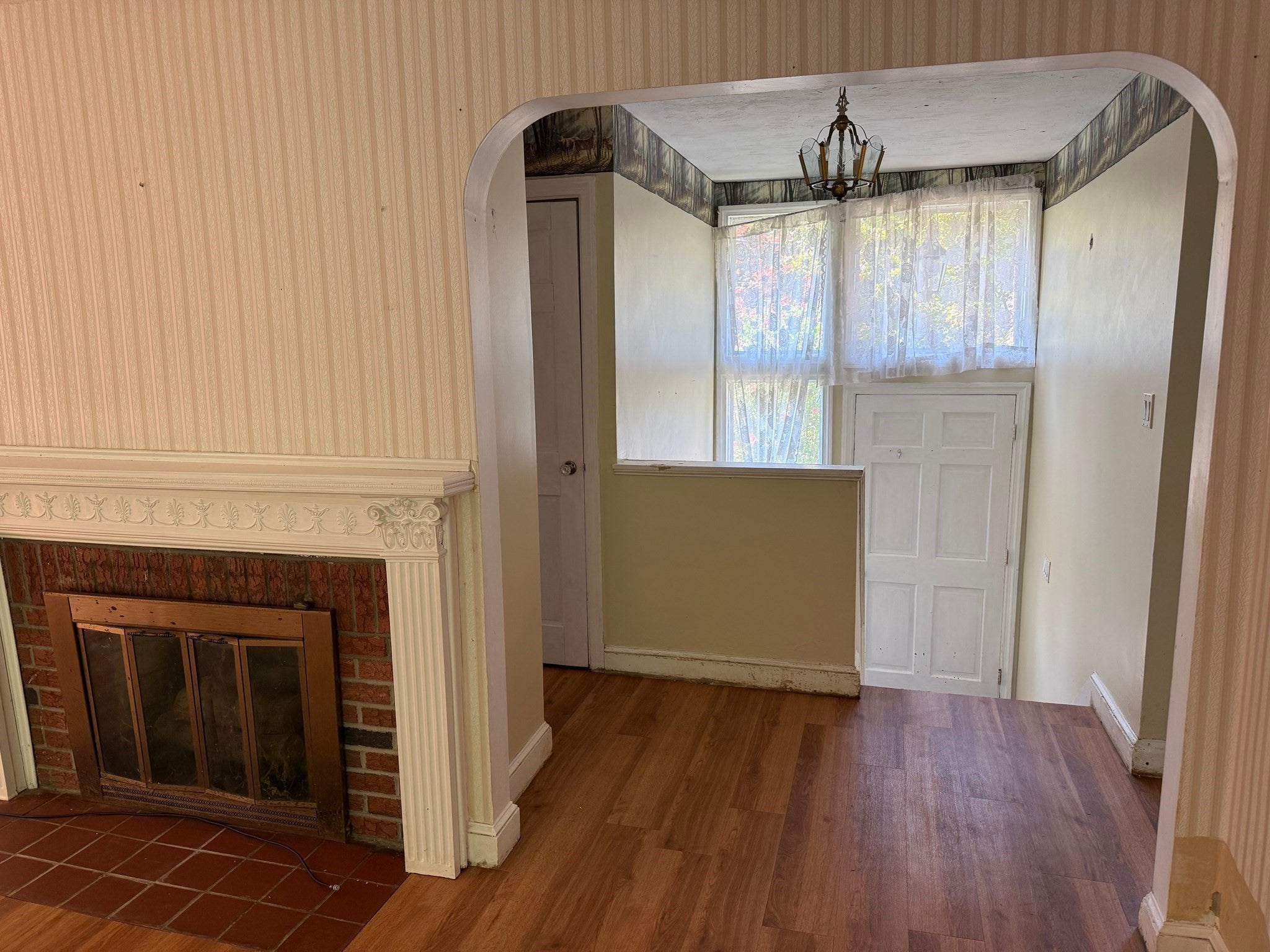 100 Walnut St
