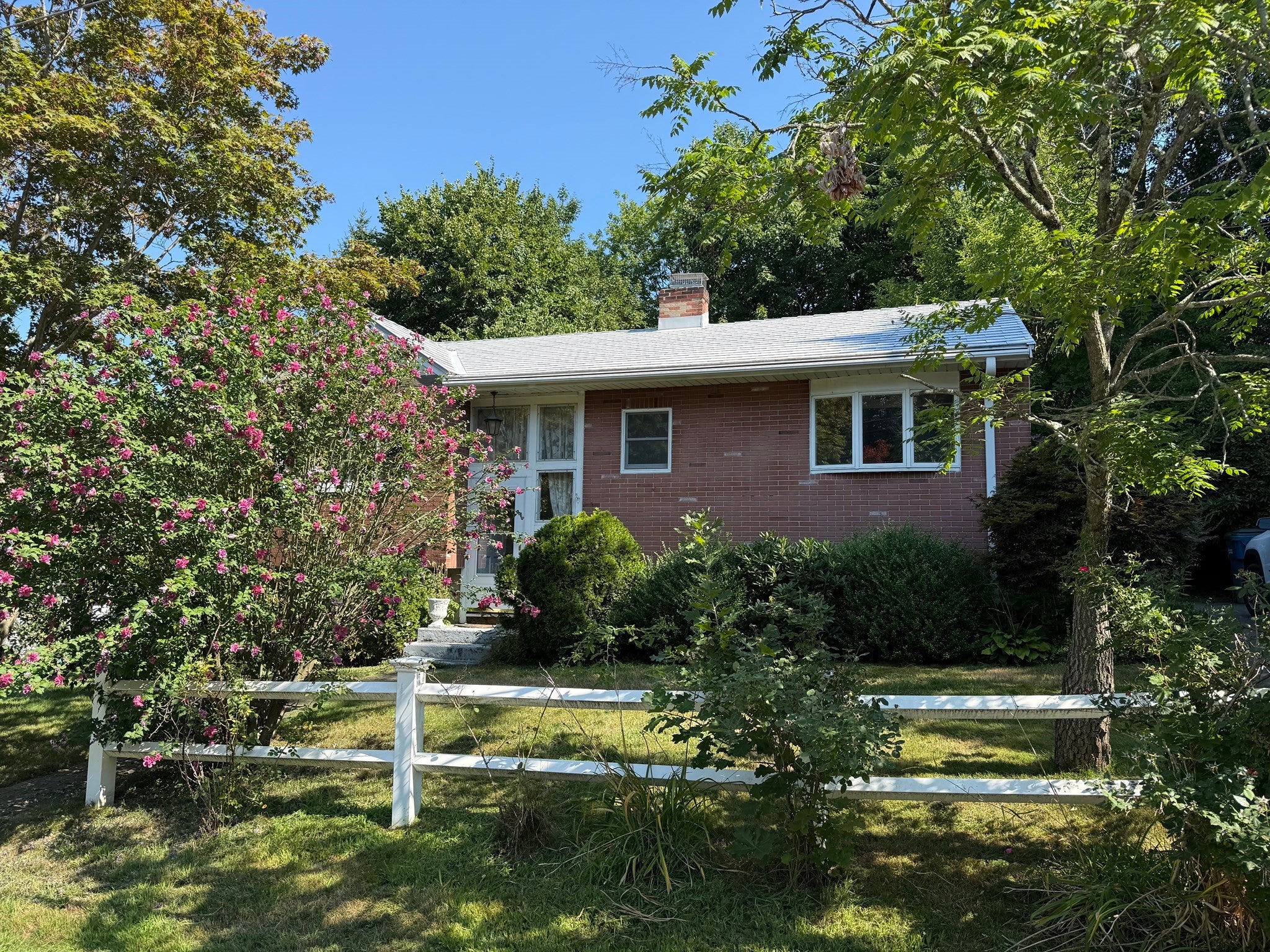 100 Walnut St