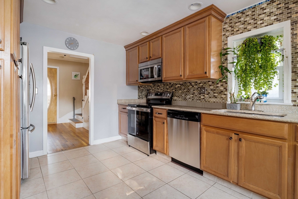 10 Elwood Pl