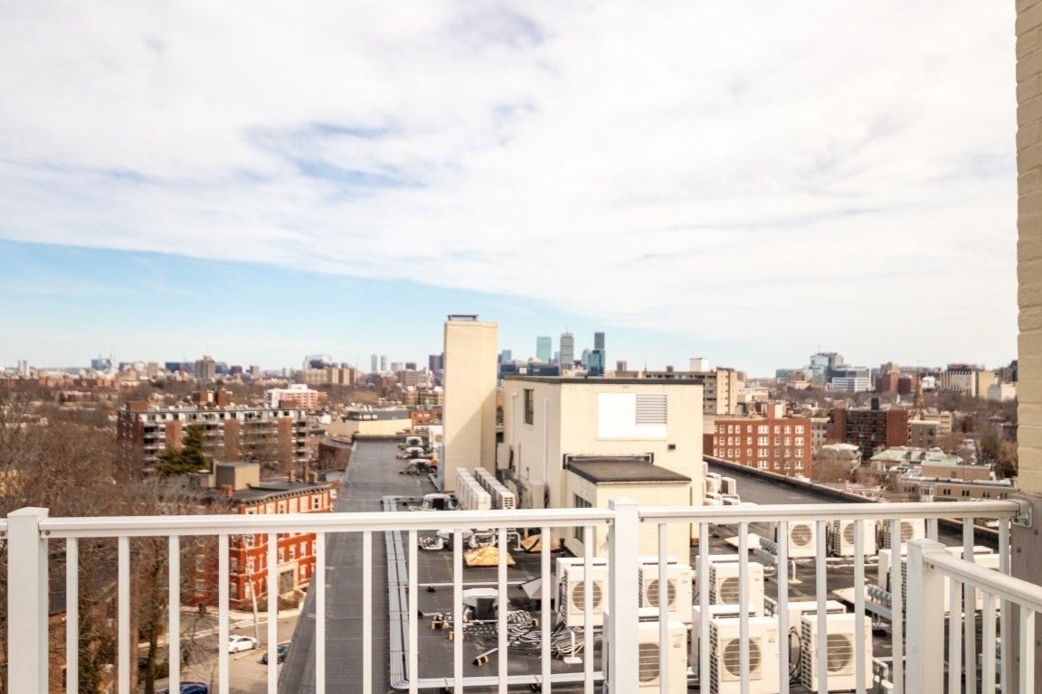 1450 Beacon St #603, Brookline, MA Photo #17