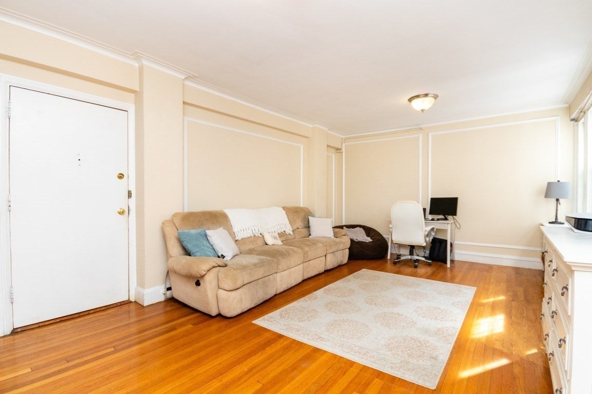 1450 Beacon St #603, Brookline, MA Photo #7