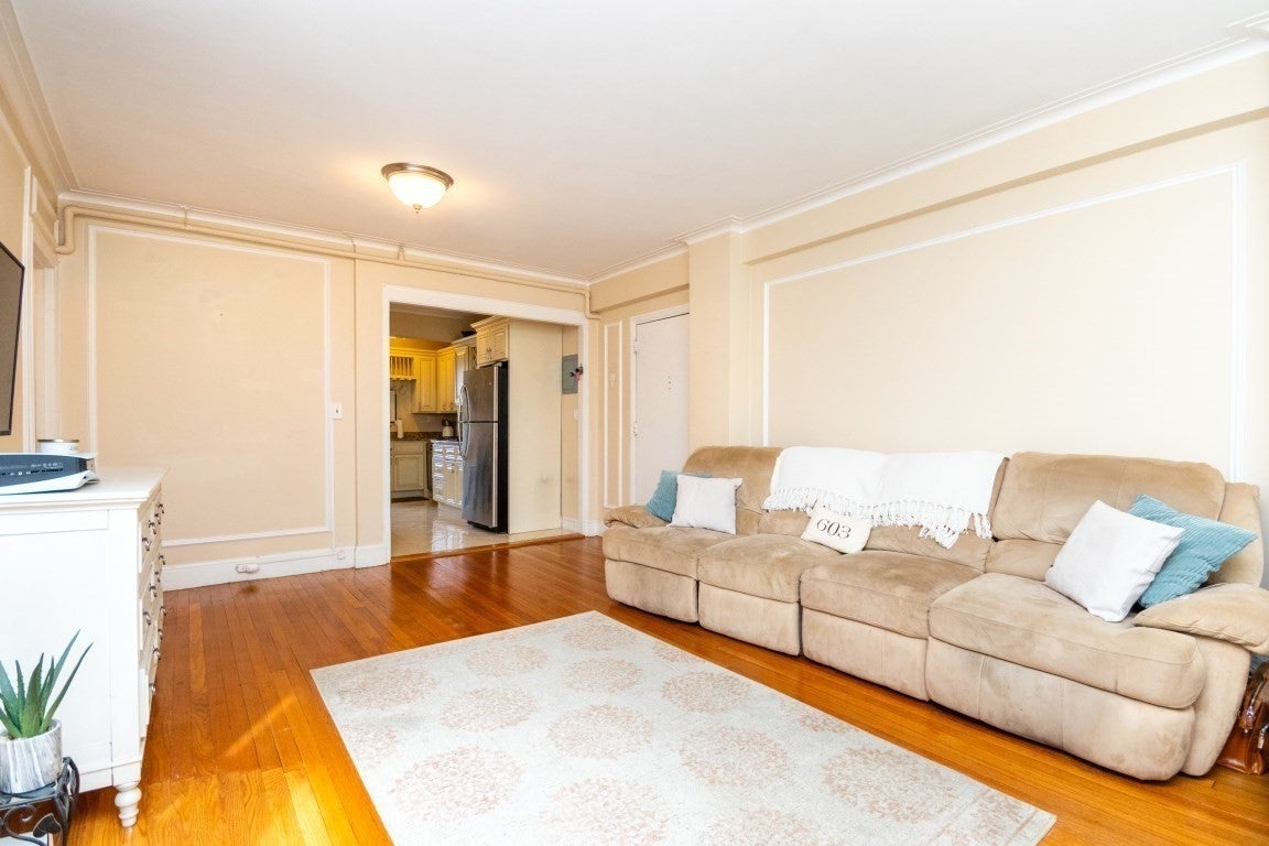 1450 Beacon St #603, Brookline, MA Photo #8
