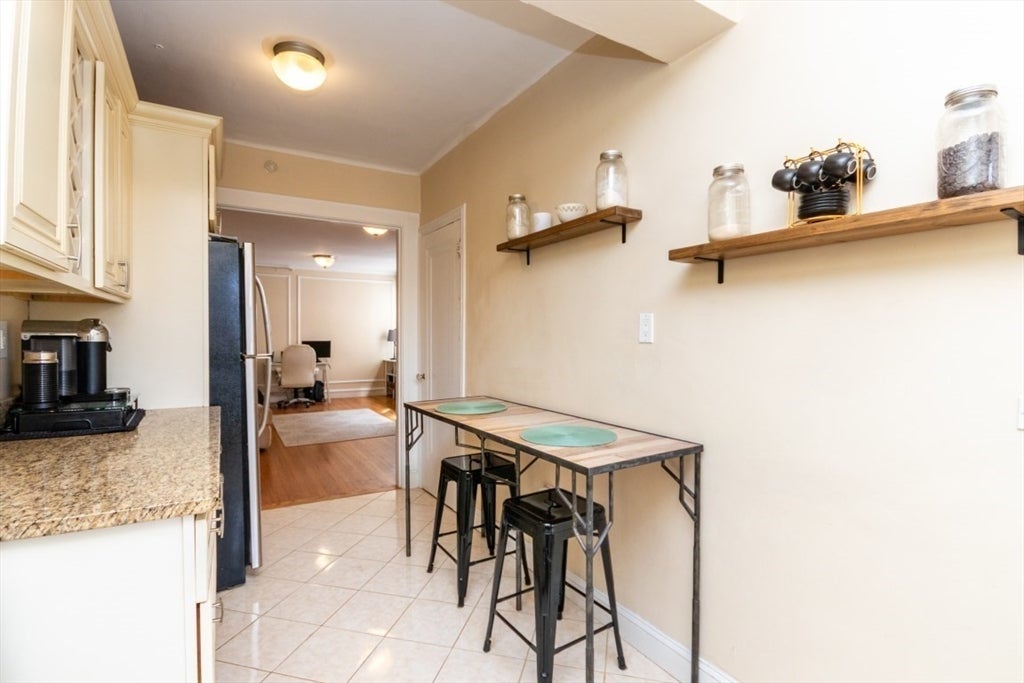 1450 Beacon St 603