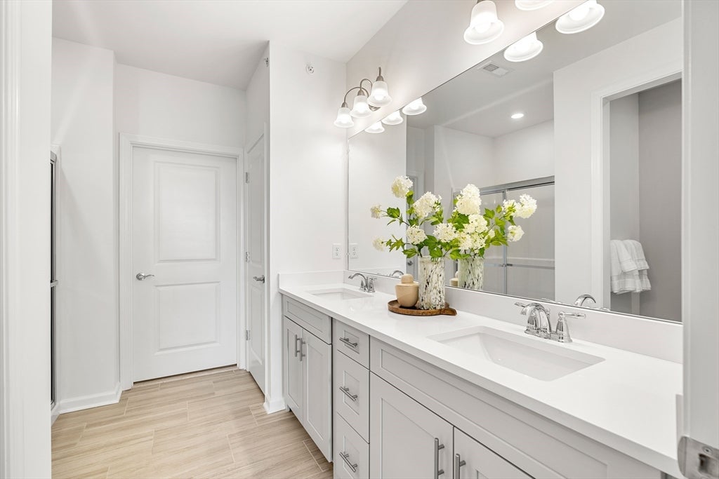 399 Neponset ST #409, Canton, MA Photo #21