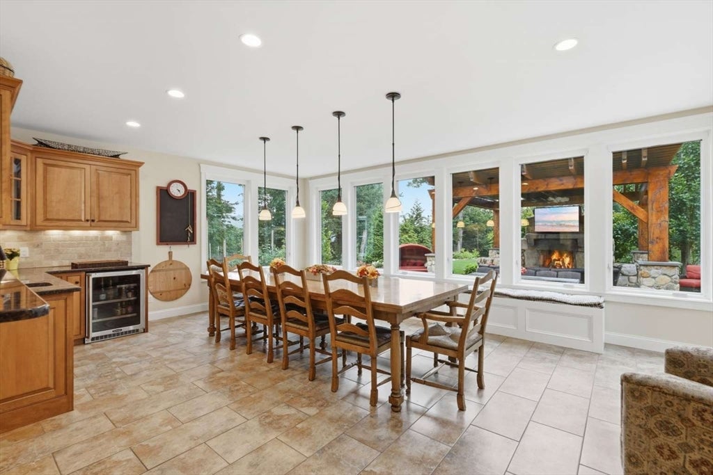 236 Bridle Path
