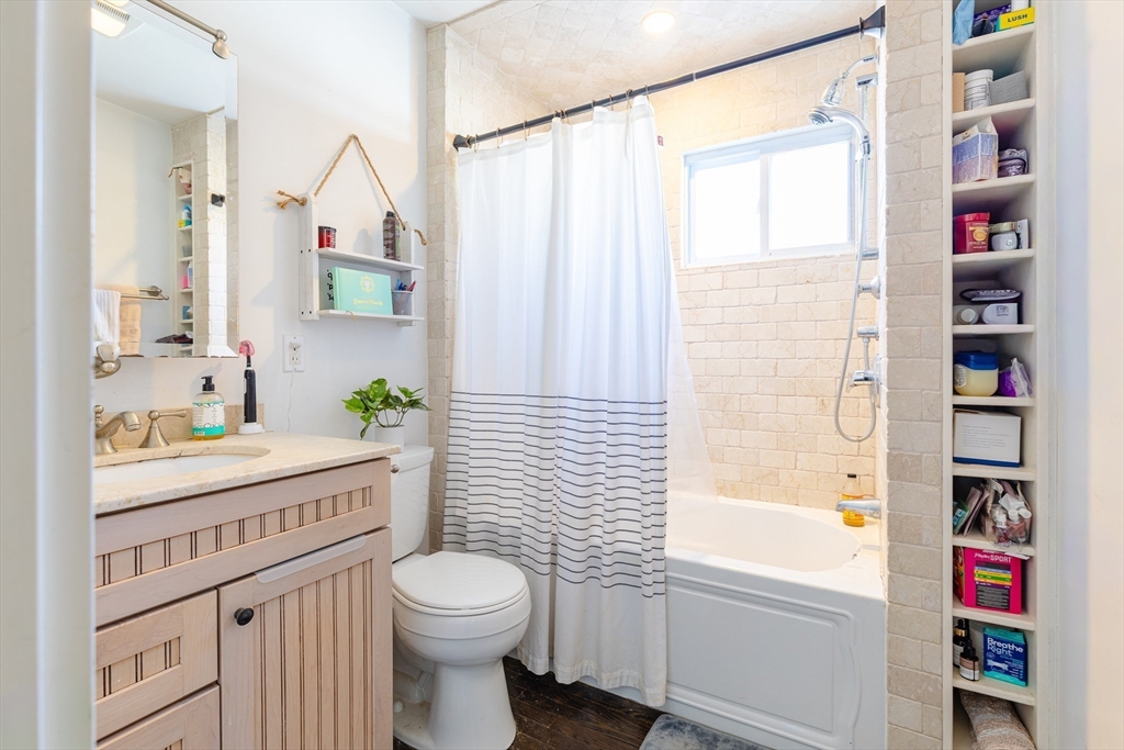 581 East 8th Street 2