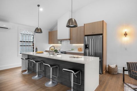 132 Elm Street 132 Marblehead MA 01945