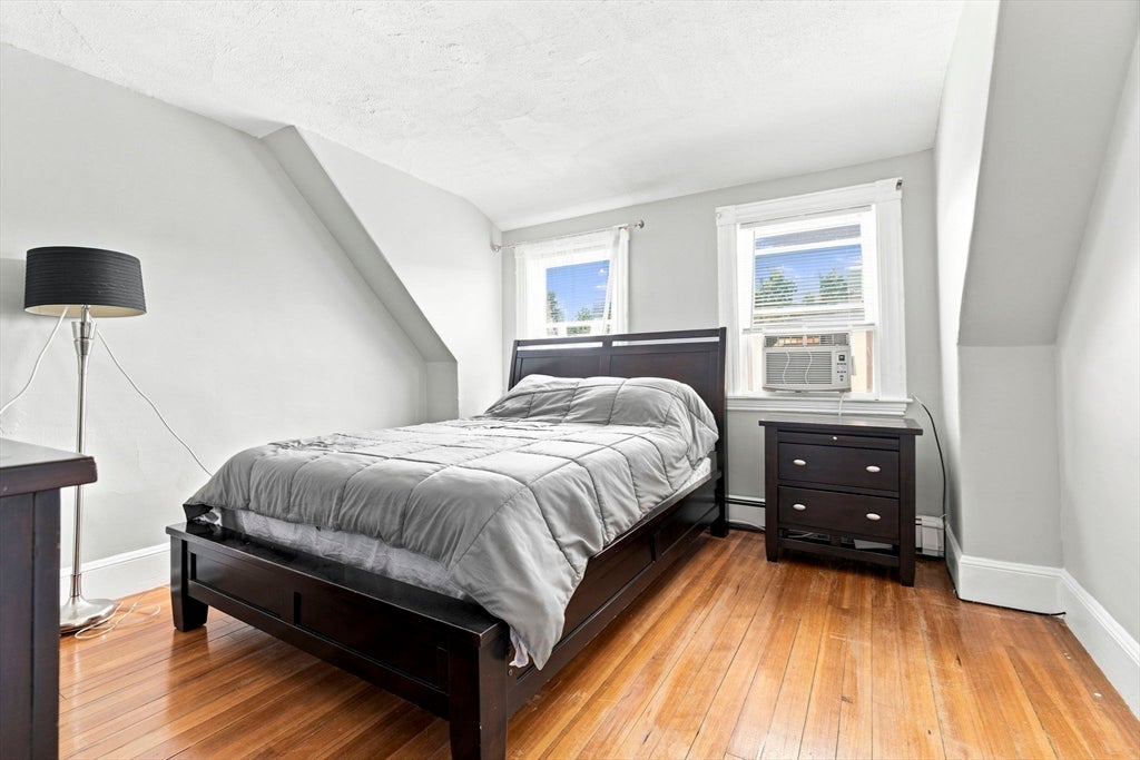 58-60 Hamilton St, Boston, MA Photo #21