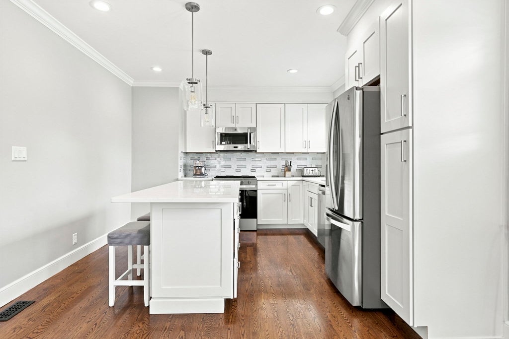 58-60 Hamilton St, Boston, MA Photo #14